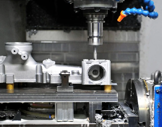 Alumiiniseoksen die -casting -prosessiperiaate.